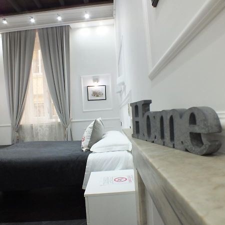 Guest House Piazza Navona โรม ภายนอก รูปภาพ